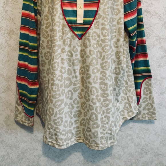 Crazy Train Pull Over Top Size 2XL Southwest Stripe Leopard Western Long Sleeve - Picture 2 of 16